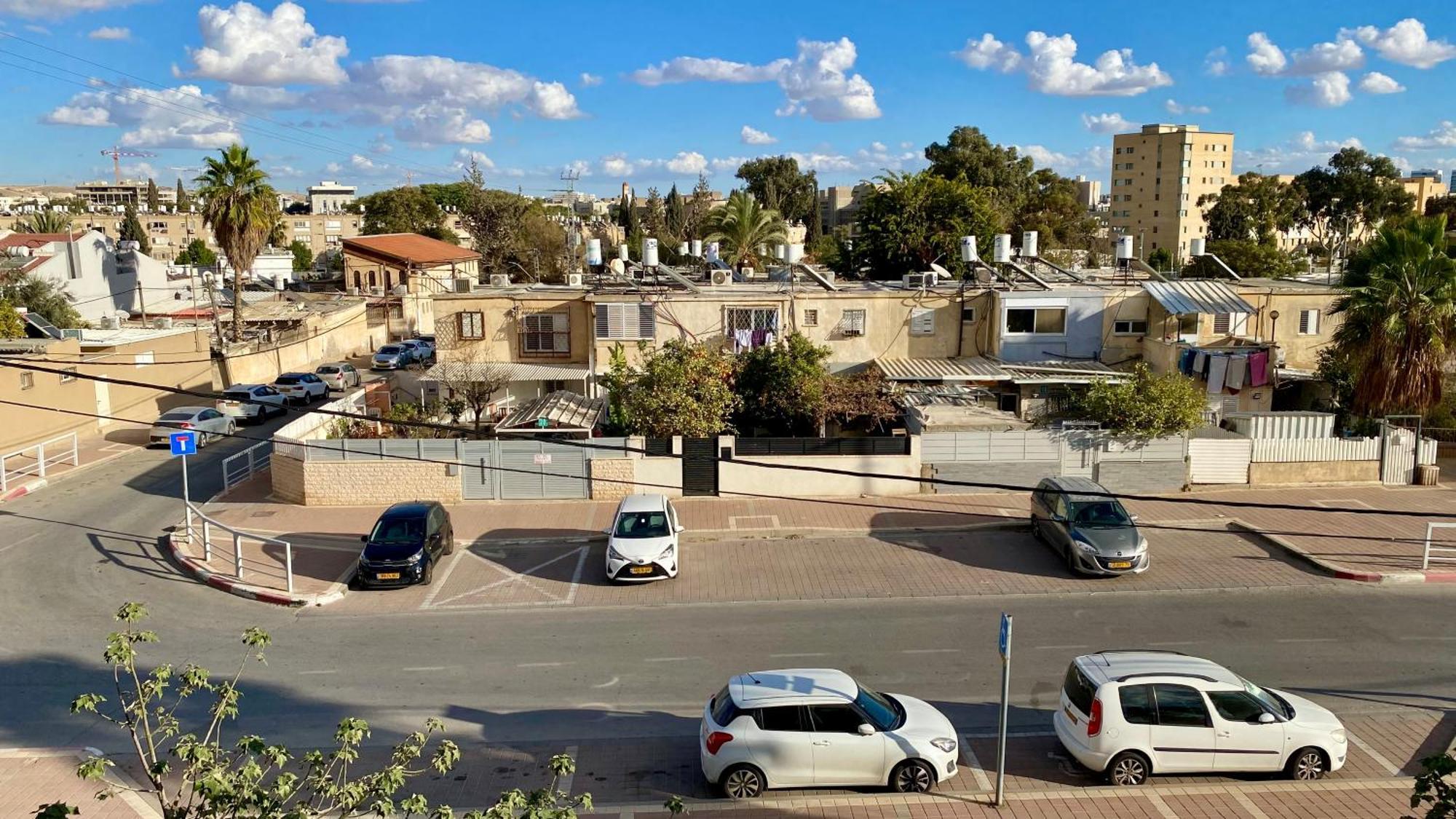 Apartamento דירה יפיפיה! מיקום מעולה! אוניברסיטת בן גוריון, סורוקה, שוק, פארק! Beerseba Exterior foto