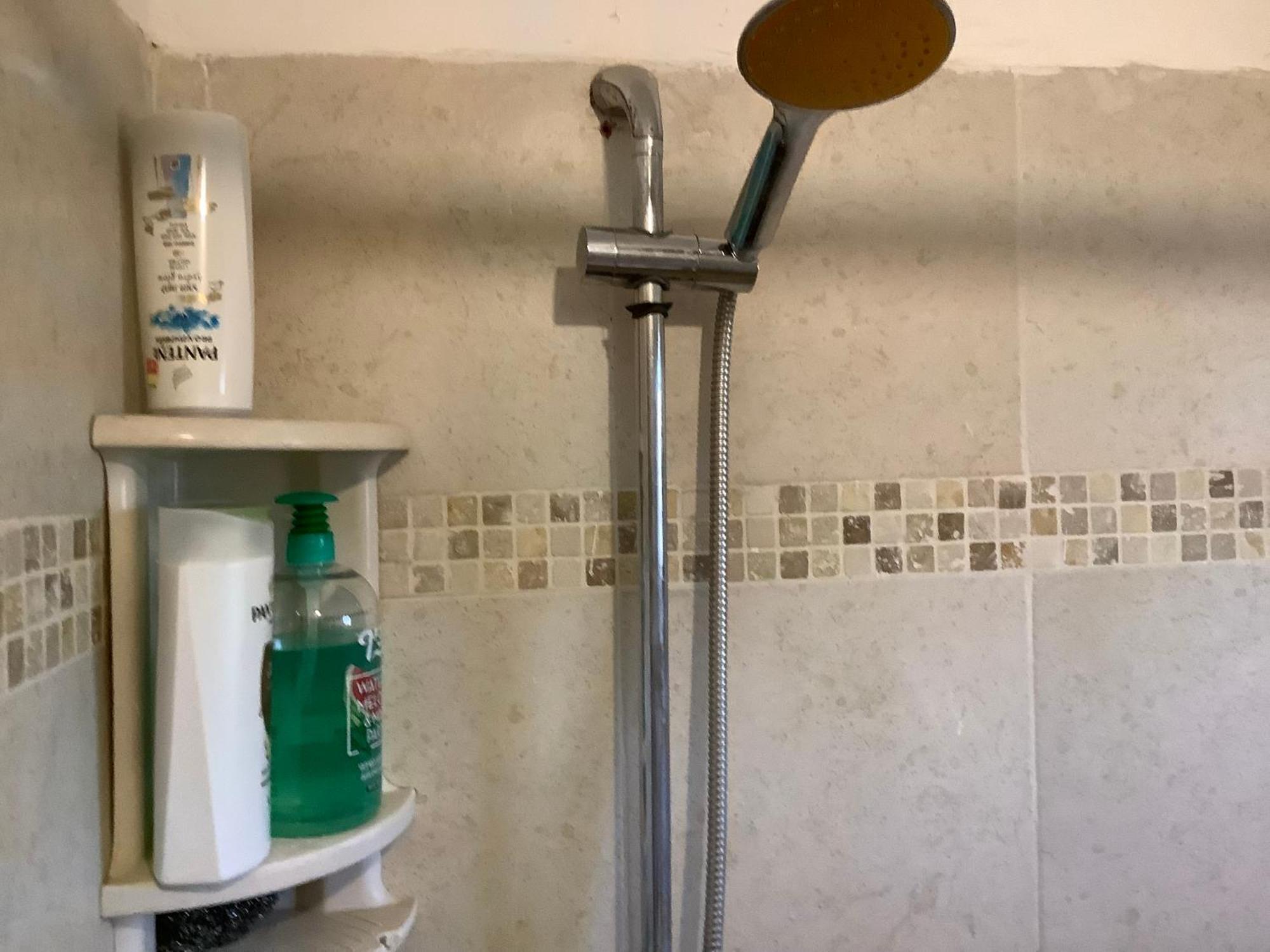 Apartamento דירה יפיפיה! מיקום מעולה! אוניברסיטת בן גוריון, סורוקה, שוק, פארק! Beerseba Exterior foto